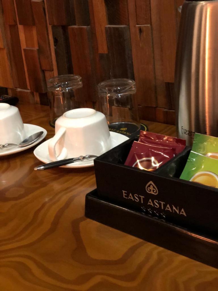 East Astana Hotel Экстерьер фото