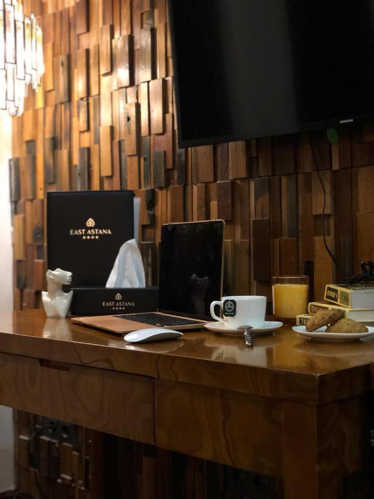 East Astana Hotel Экстерьер фото